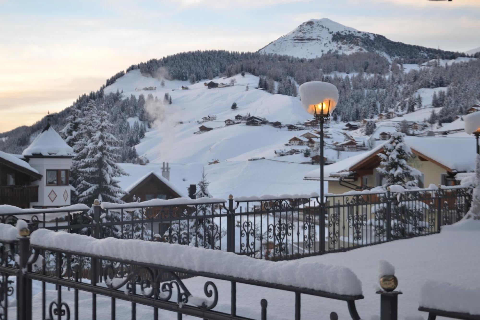 Hotel Scoiattolo Sëlva di Val Gardena Eksteriør billede
