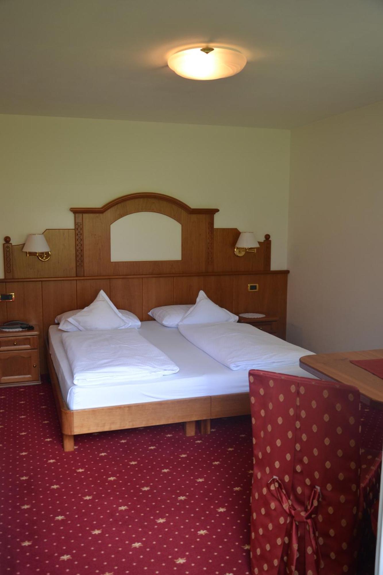 Hotel Scoiattolo Sëlva di Val Gardena Eksteriør billede