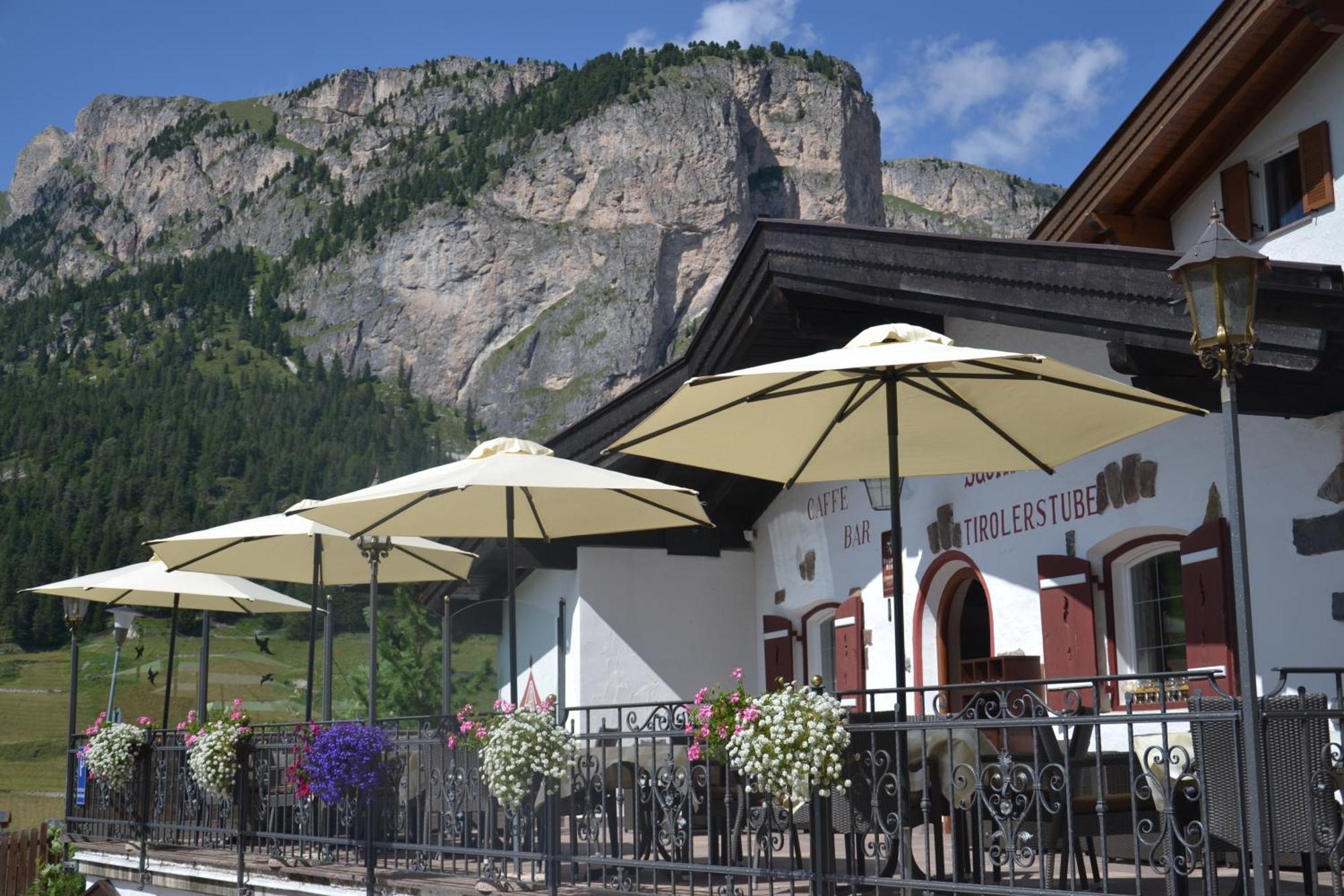 Hotel Scoiattolo Sëlva di Val Gardena Eksteriør billede