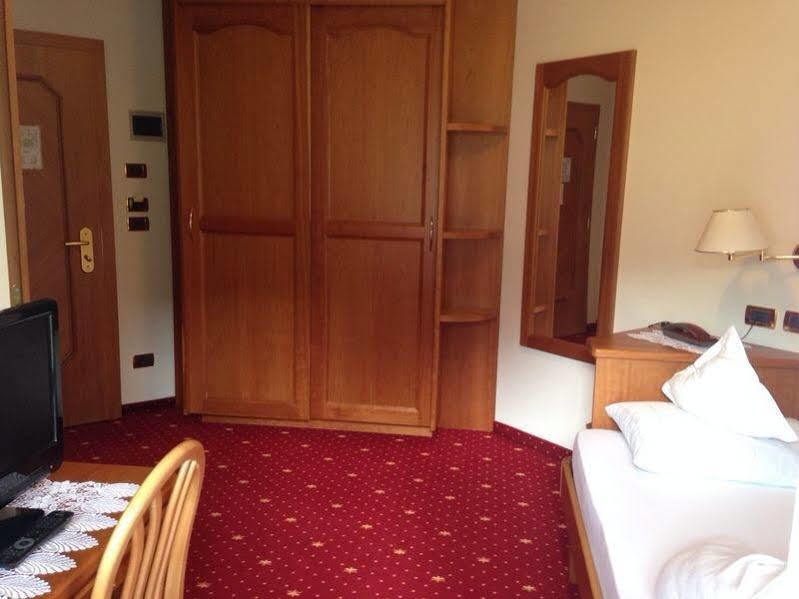 Hotel Scoiattolo Sëlva di Val Gardena Eksteriør billede